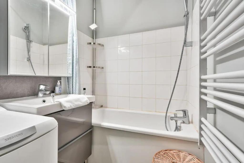 Appartement Lumineux Et Calme Parking Gratuit ลีลล์ ภายนอก รูปภาพ