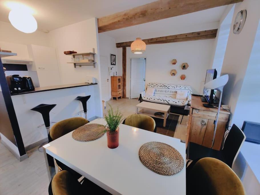 Appartement Lumineux Et Calme Parking Gratuit ลีลล์ ภายนอก รูปภาพ